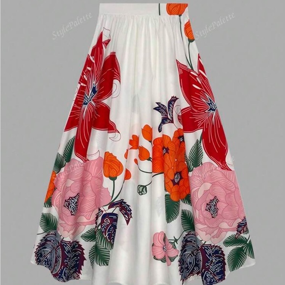 Floral Maxi Skirt with Pockets - Picture 2 of 4